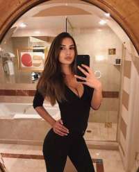 Ateşli ve Çekici Erdemli Escort: Göz Kamaştıran Güzellik